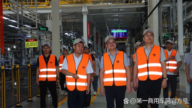 企業蒞臨長沙超級卡車工廠參觀調研，近距離感受歐馬可超級卡車產品與連鎖管理智慧